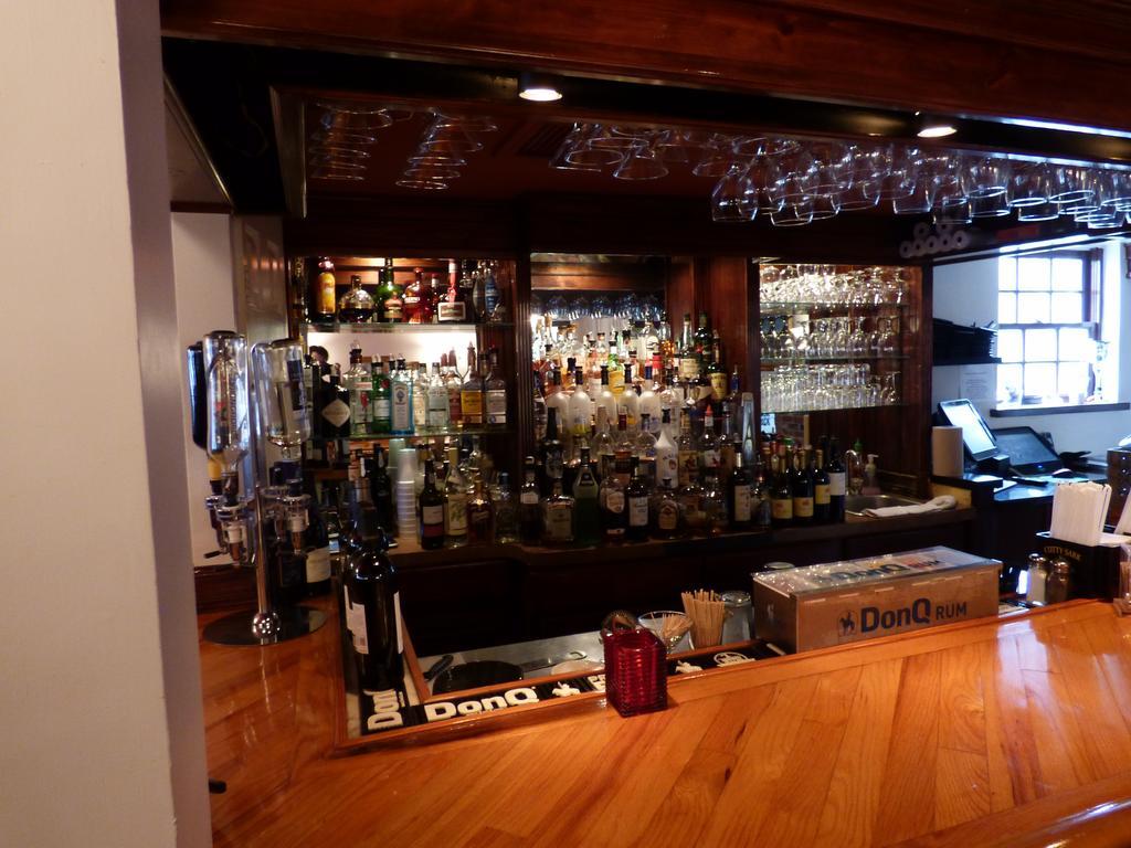 旧城楼餐馆酒店 圣奥古斯丁 外观 照片